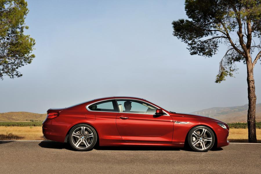  BMW 650i Coupe 2012 года  (фото 42 из 59)